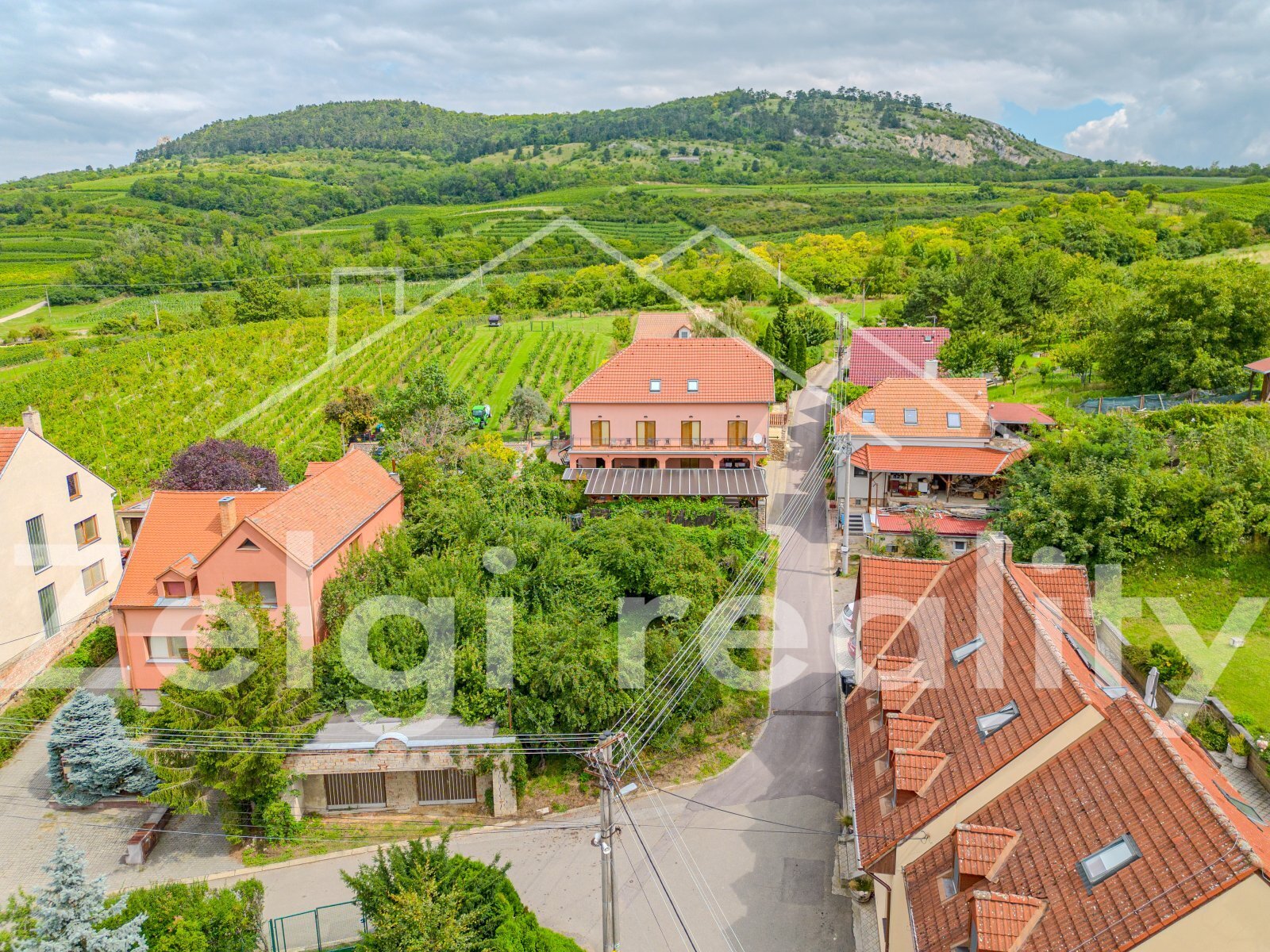 DJI_0266-HDR.jpg