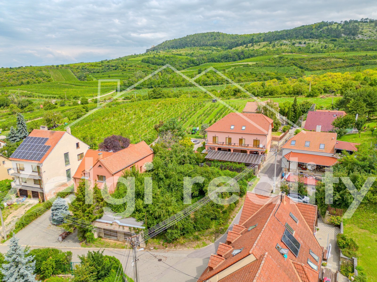 DJI_0269-HDR.jpg