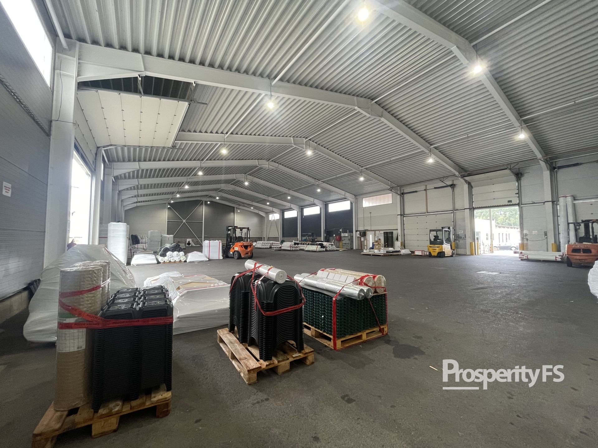 AEA6B8BB-EEF9-43FE-9DB4-581C13038A7E