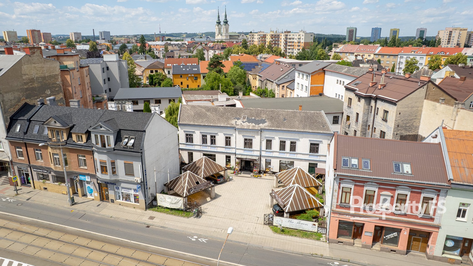 Budova