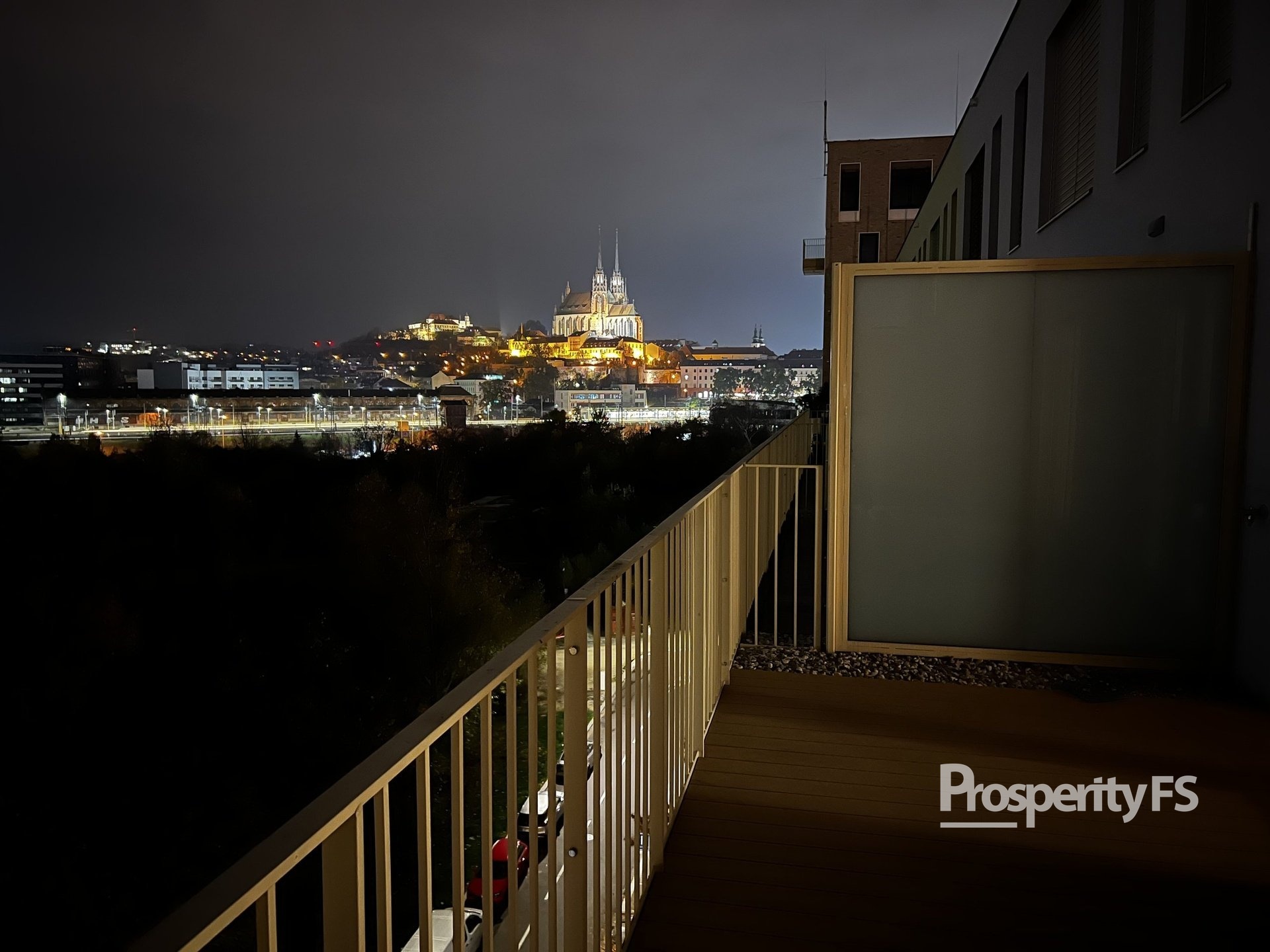 pronajem-byty-4-kk-158-m2-brno-plazckova-img-7563-