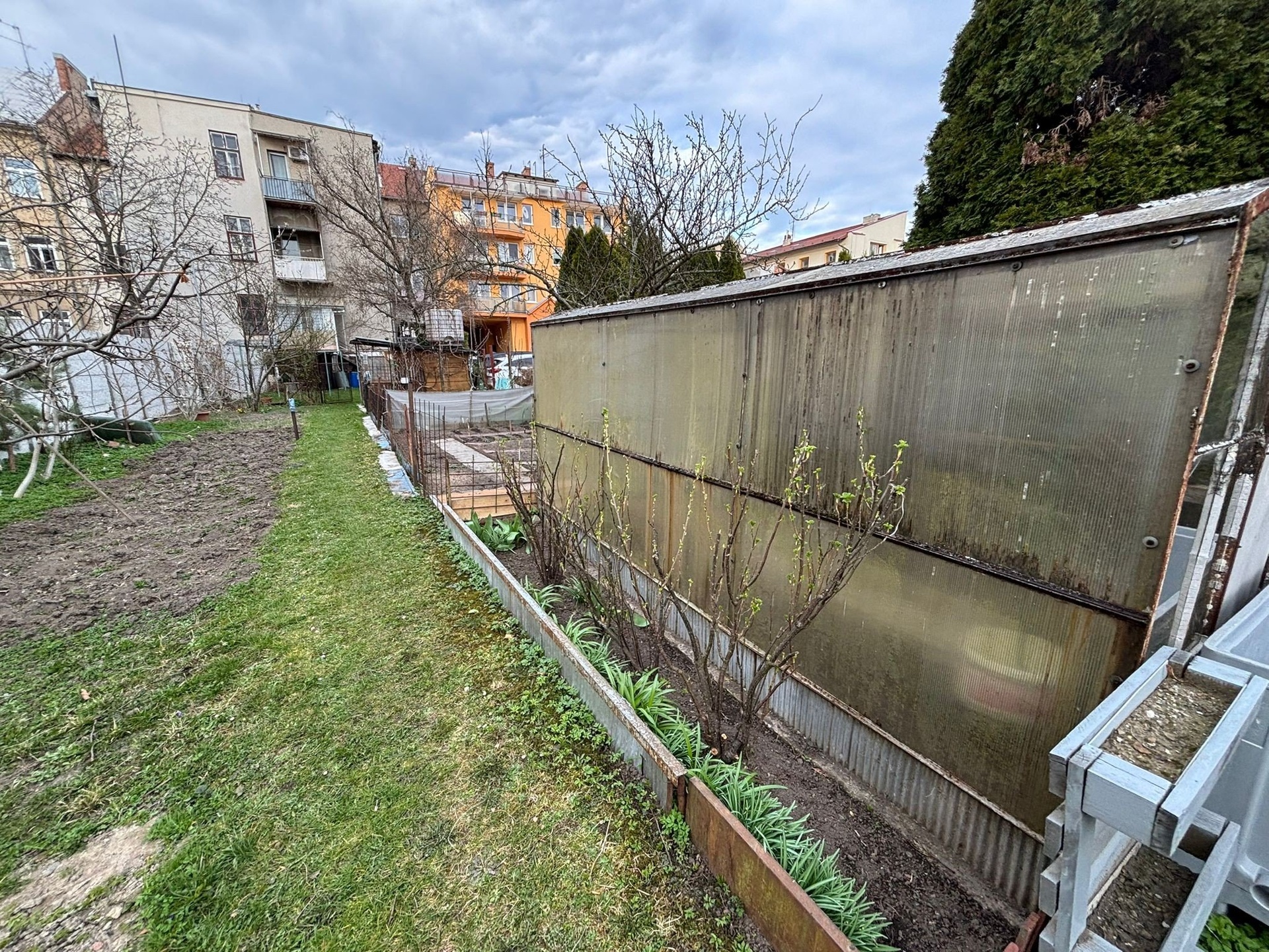 4a433893-c5b1-4cf4-9b74-d530c3aedcbc