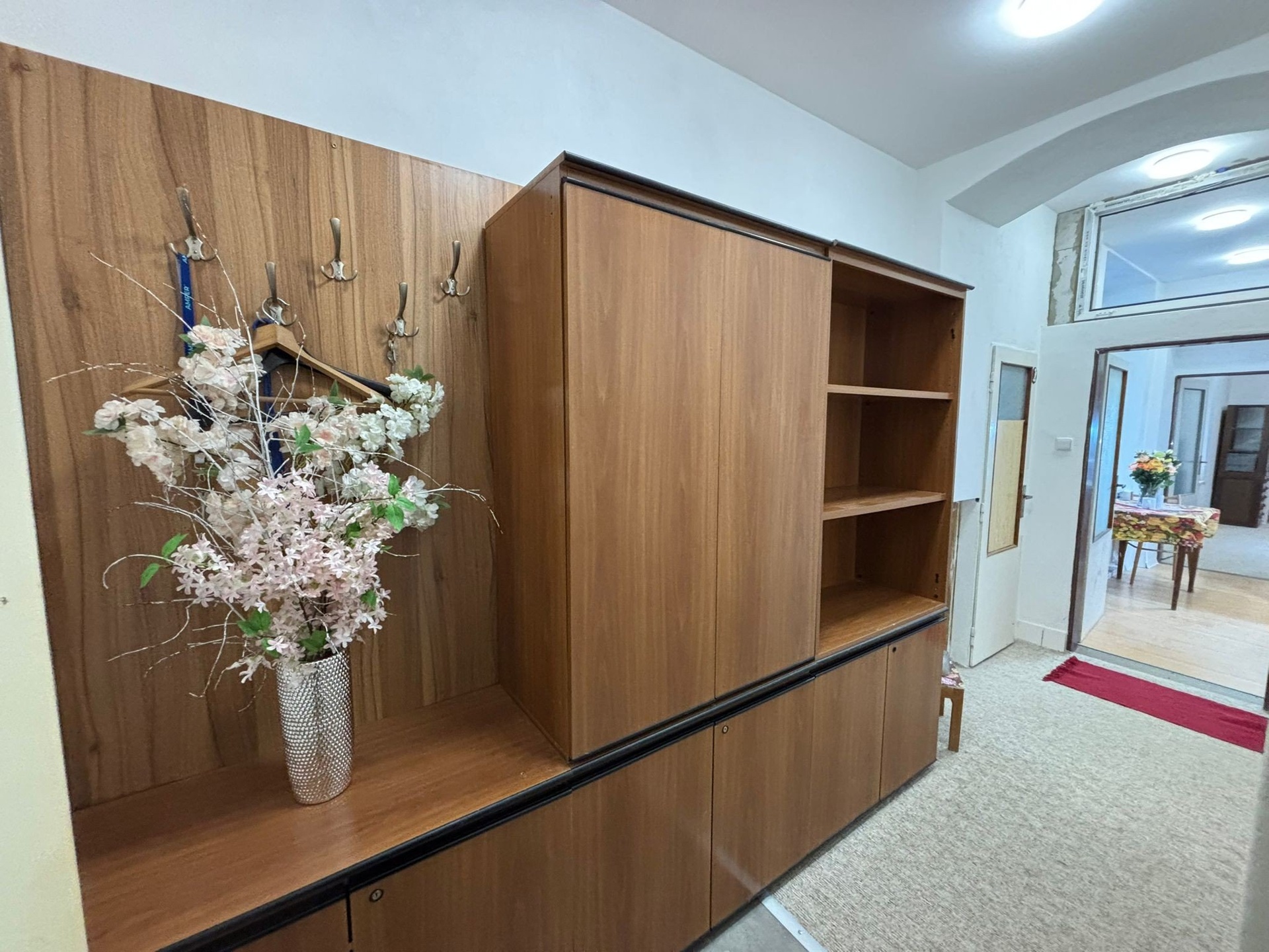 6d7fad80-9912-4a4f-8544-53a33a4774d8