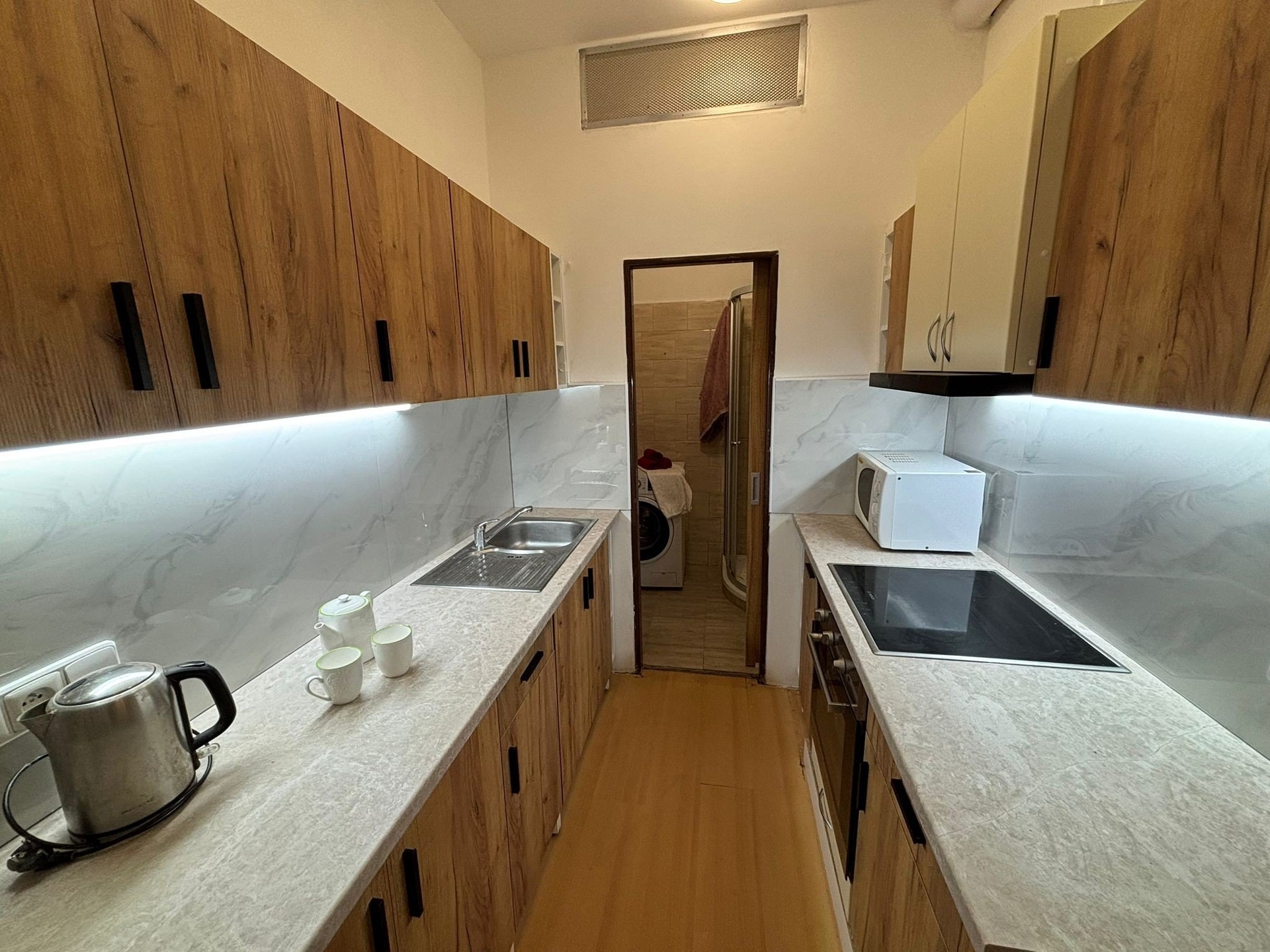 7fb2186b-f750-4860-95d1-9e10e1fbe177