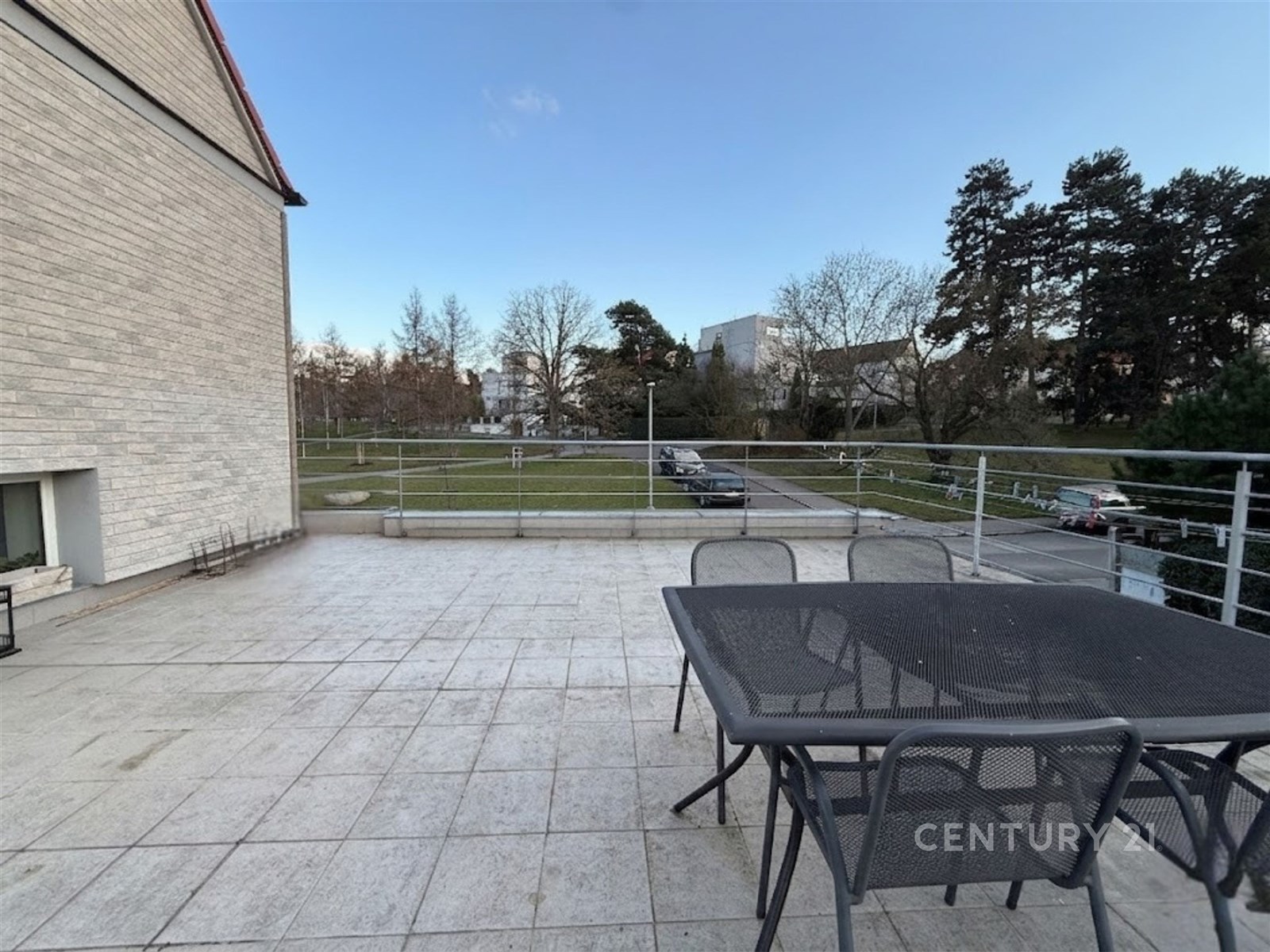 Možnost využít společnou terasu