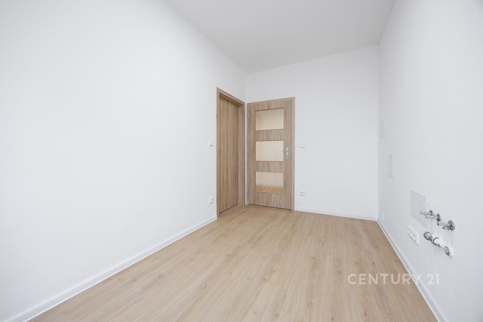 Kuchyň s přípravou pro kuchyňskou linku