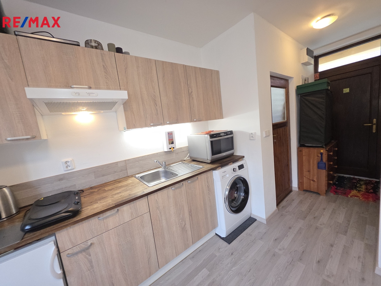 kuchynská link a vchod