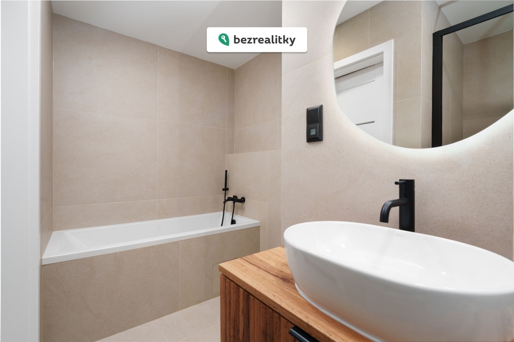 1770566692-rqgqzktqub-a-muchy-2811-of-18-29