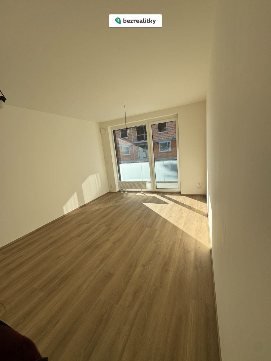 1773687452-devhxolzob-img-1584