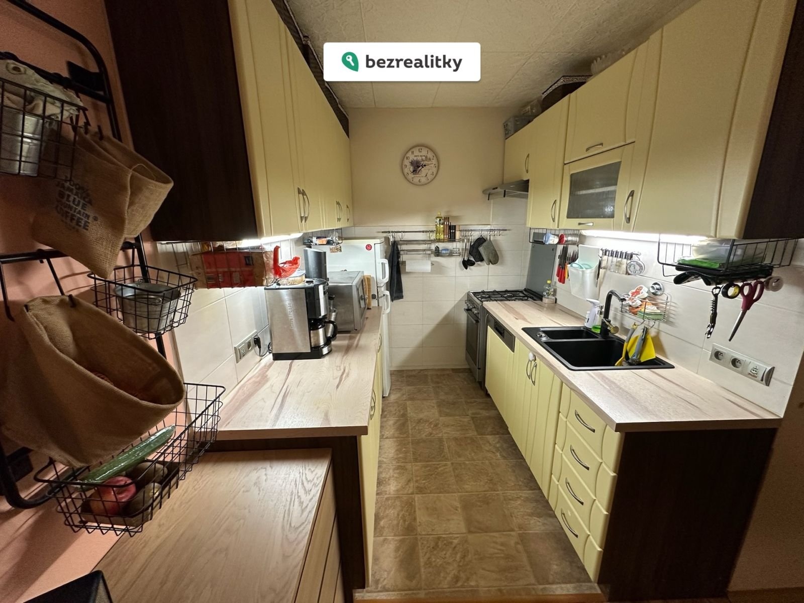 1769856634-cqycuqsyyk-kuchyn