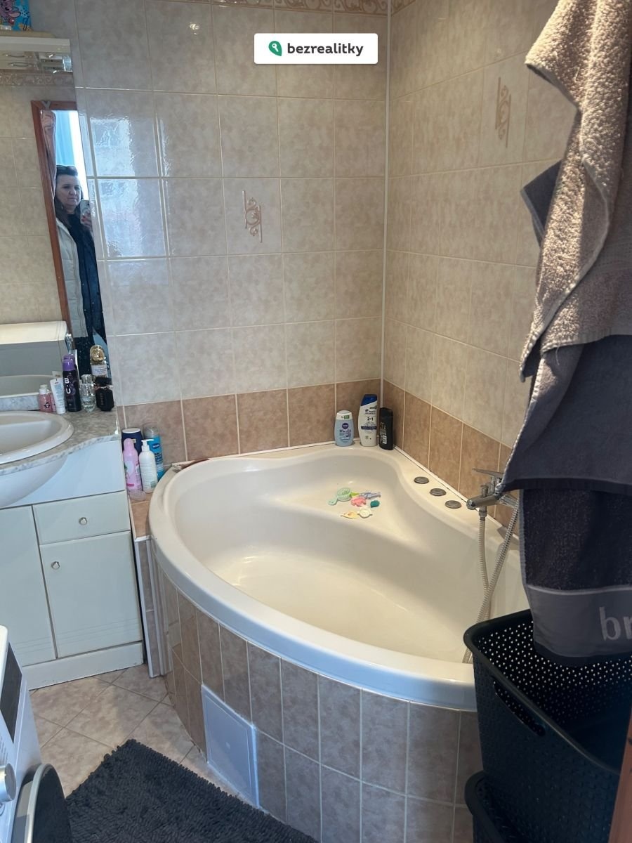 1774166163-fejixdthve-img-8890