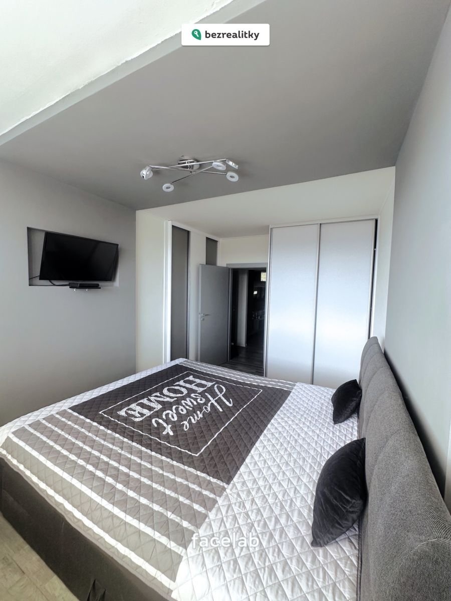 1773498252-idfcrcptso-img-00000