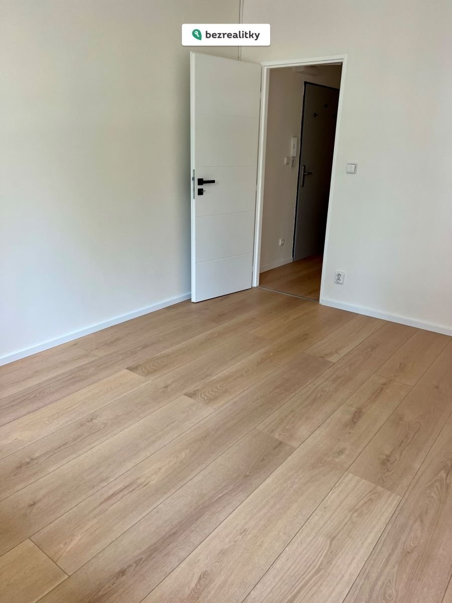 1763209053-nxsajmlxam-tempimageawufun