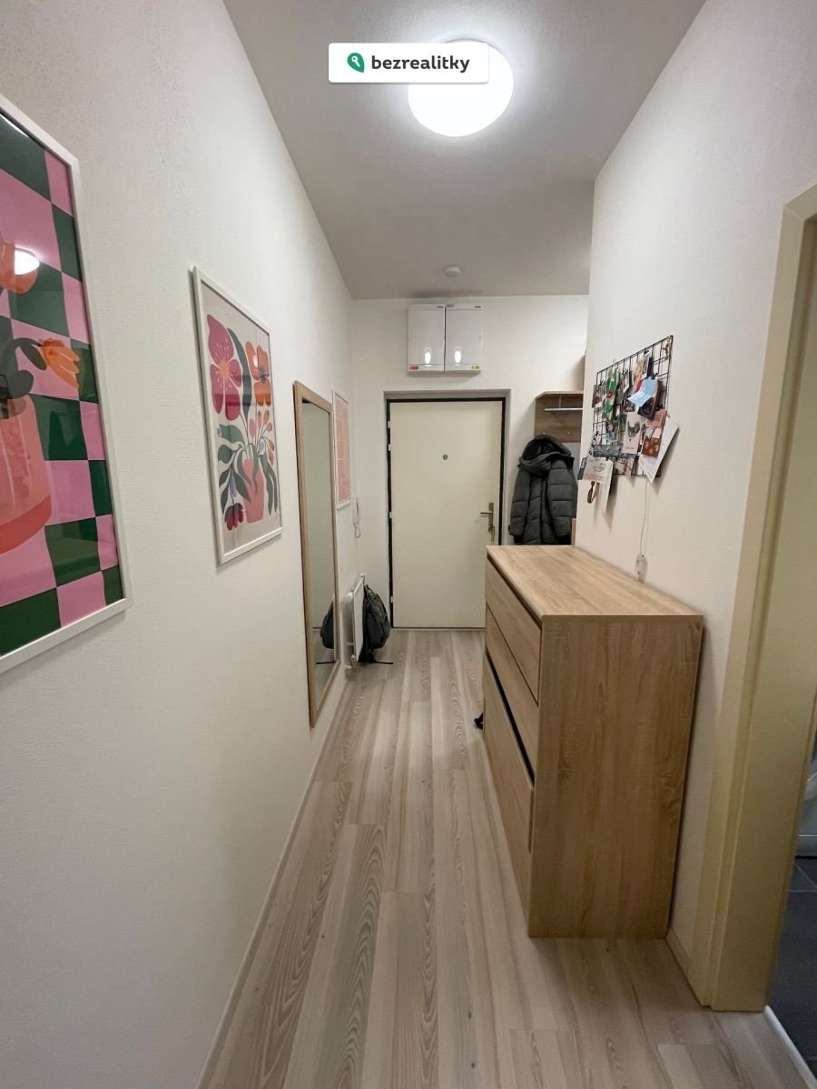 1771942443-smcxpunsmd-img-2128