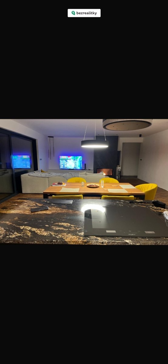 1759488424-cexnuwbxwb-img-6044