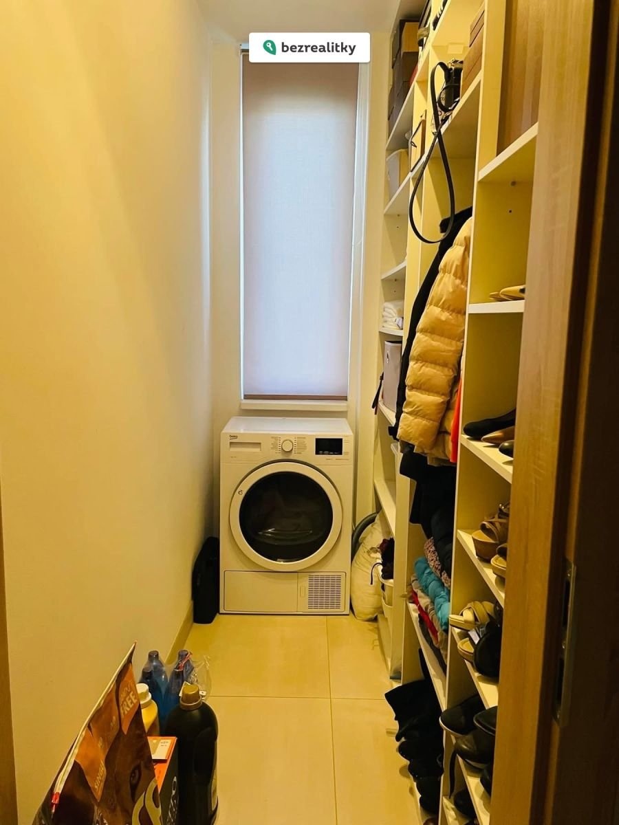 1776113906-slgrjhbwdb-img-0302