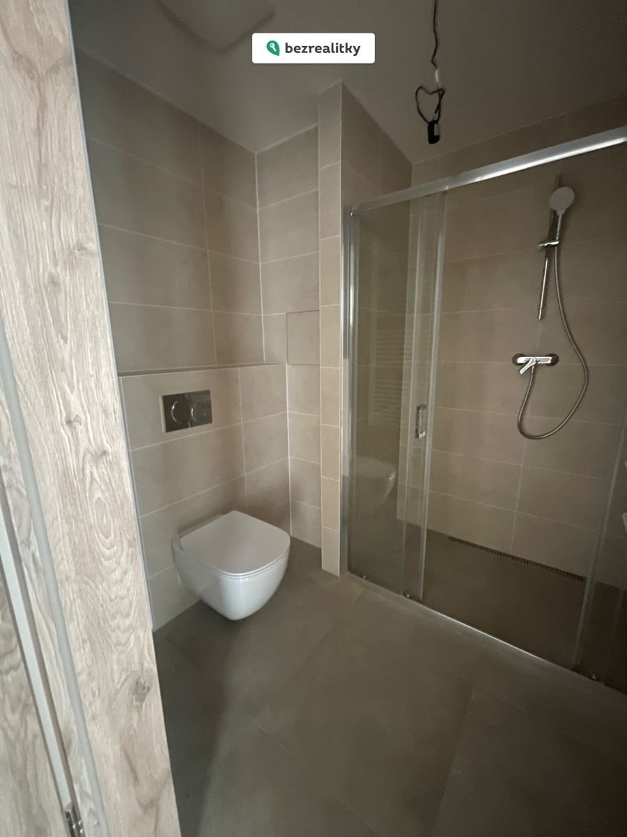 1774797042-stzqwtgzri-img-5320