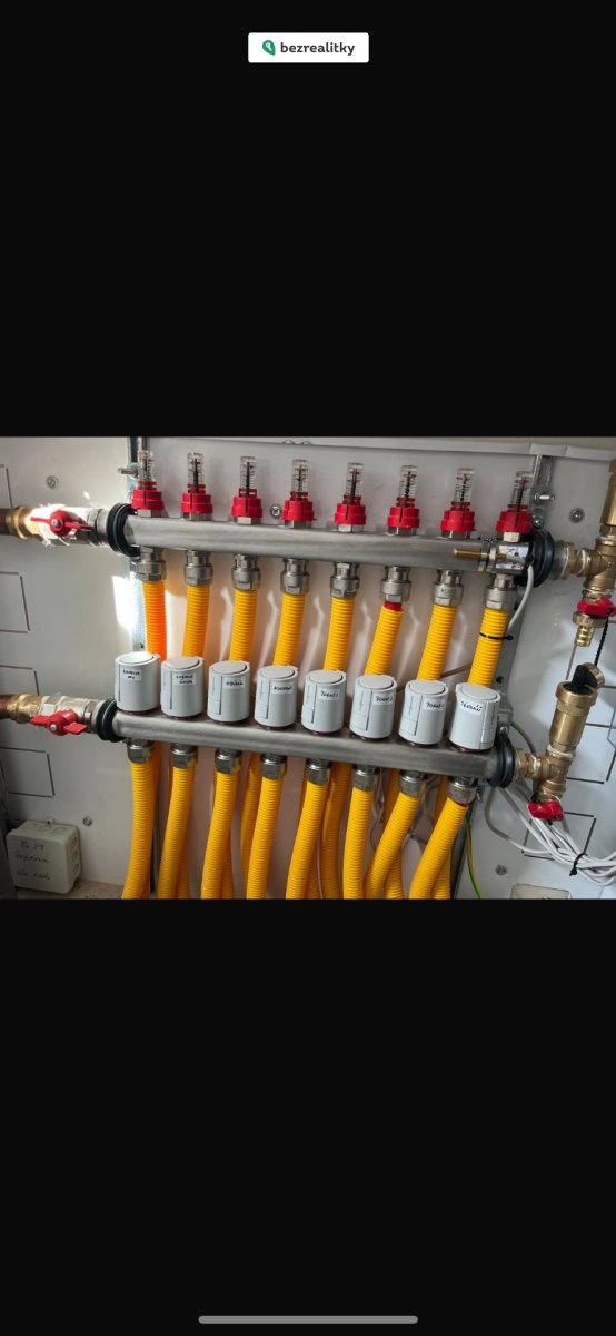 1759488459-fxdmlszlca-img-6039