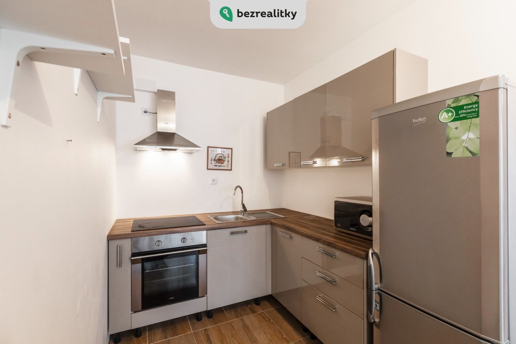1747081449-xysltovfhv-kitchen