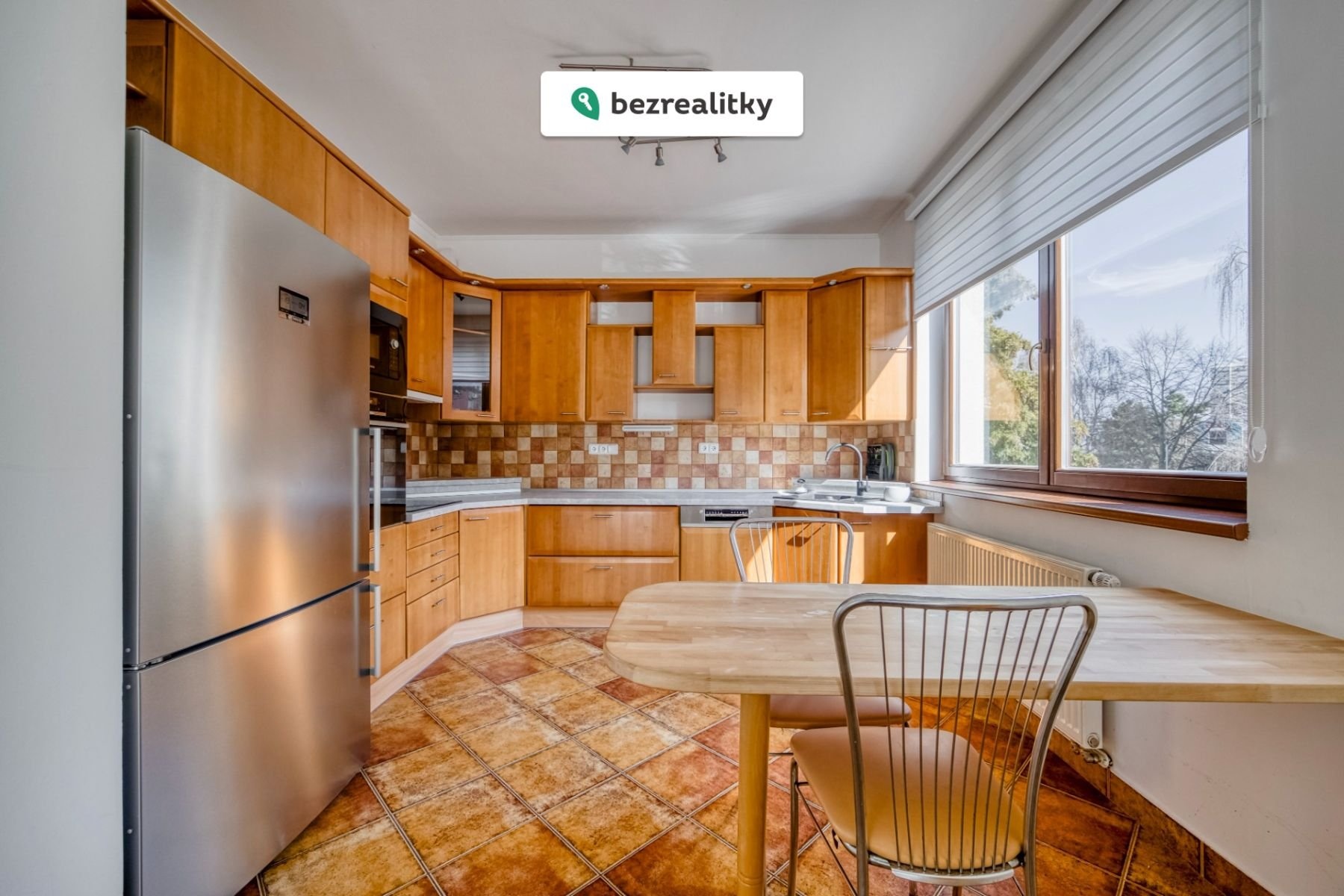 1775068523-rbgwixanme-09