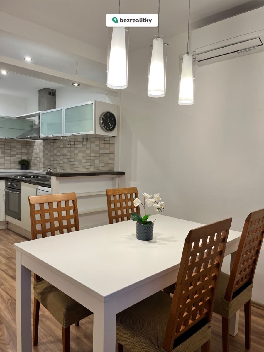 1761403653-cmetsksfmh-tempimage4krnxu