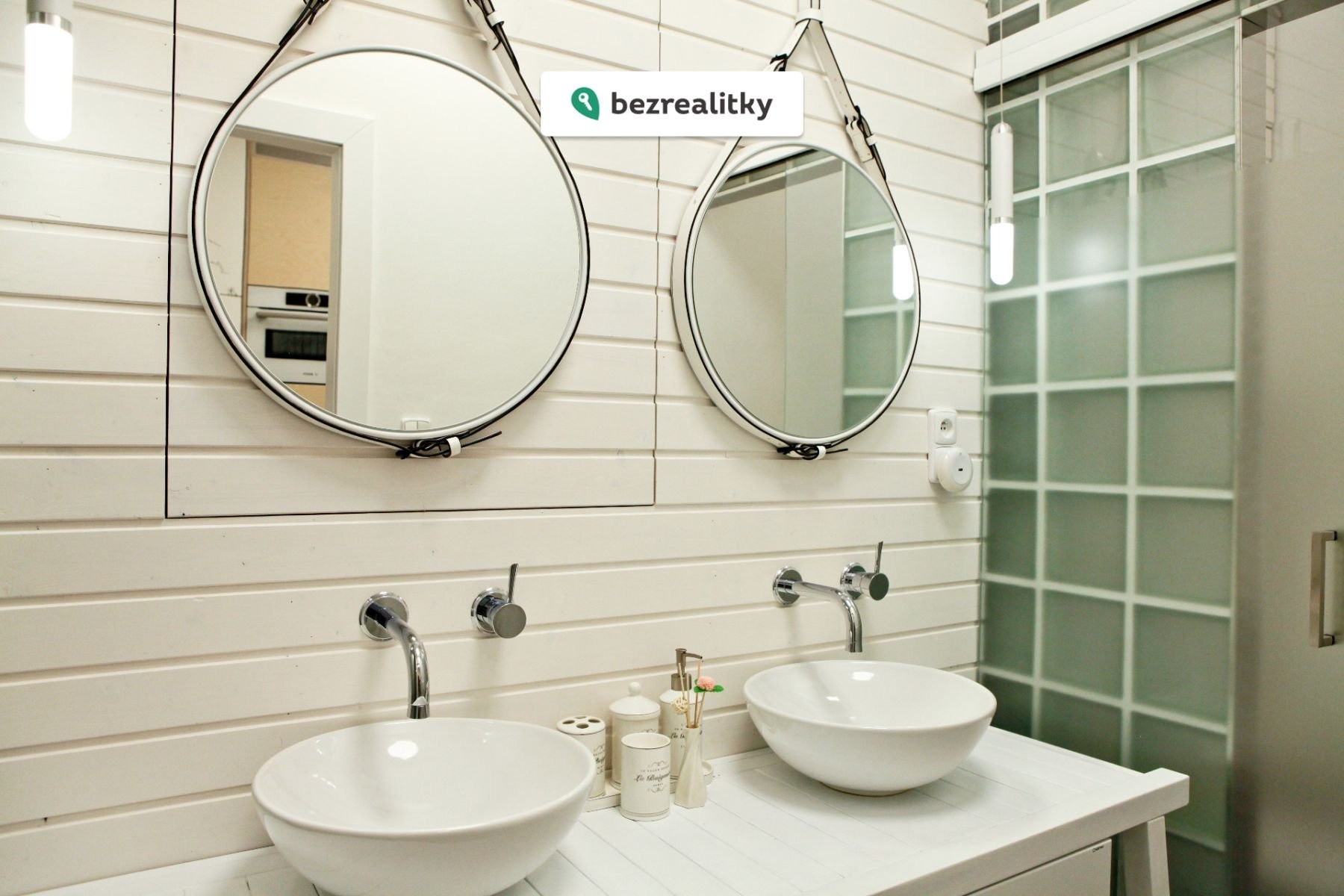 1767949653-rwuqyjfixs-garden-studio-2017-4