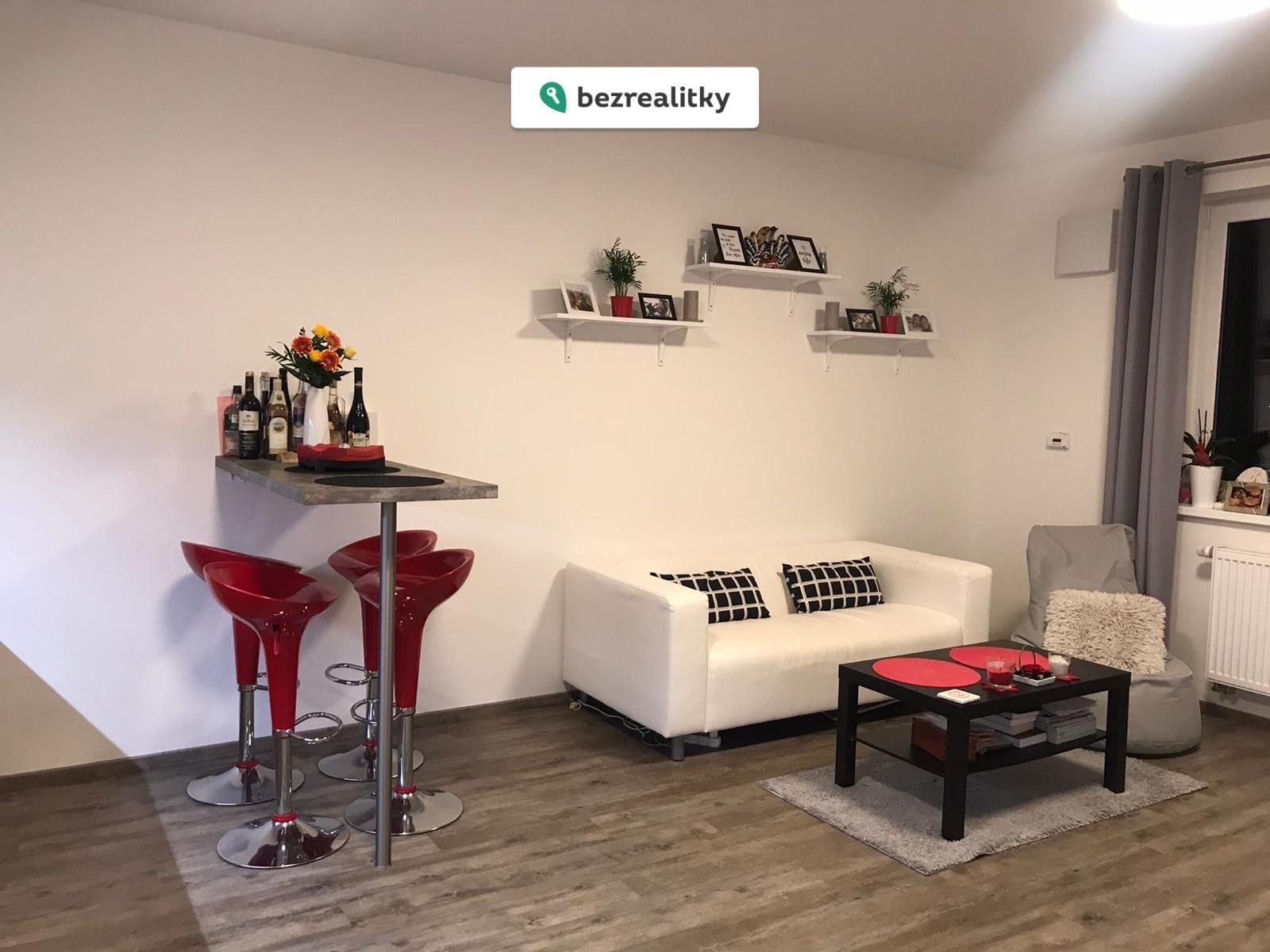 1776004526-ggxauzplst-img-6993