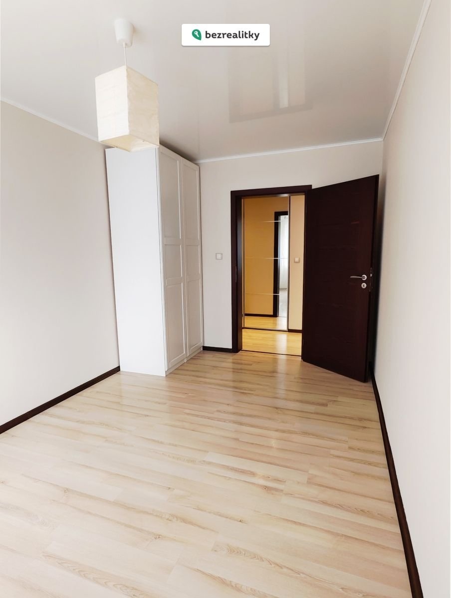 1747673919-zuklogflfb-7