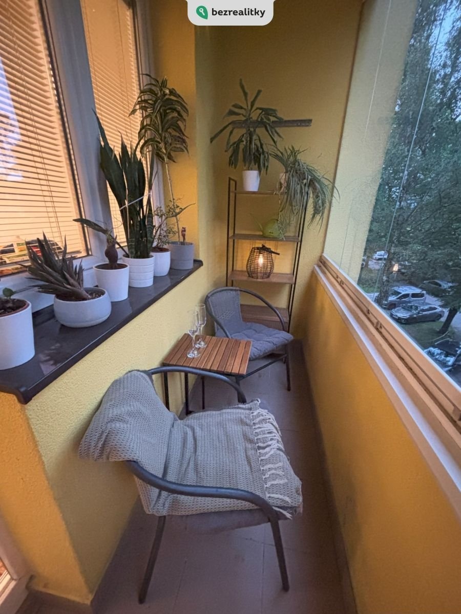 1748851090-faqzbfhrpk-balkon