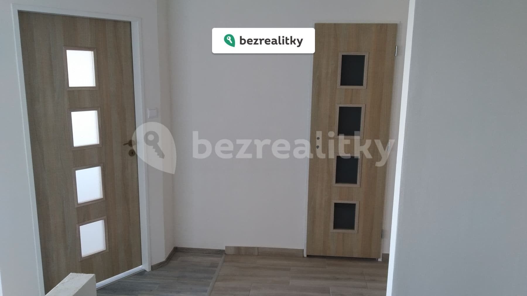 1756210399-tklzedryla-1000005733