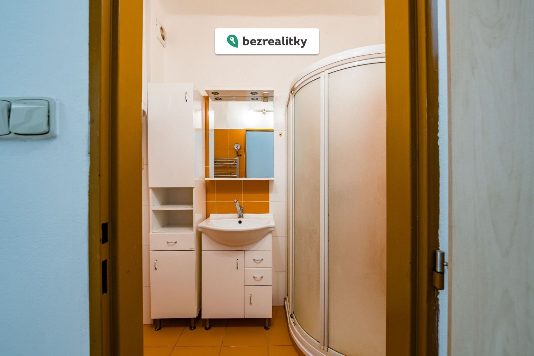 1761810916-hgzlwkegiw-byt-ck-76-2817-29