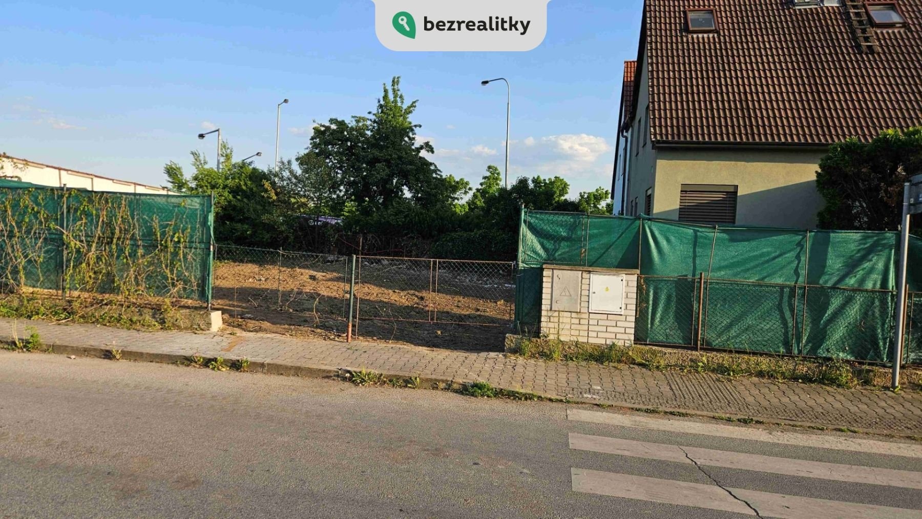 1749893105-zcaczucksa-pozemek-1w