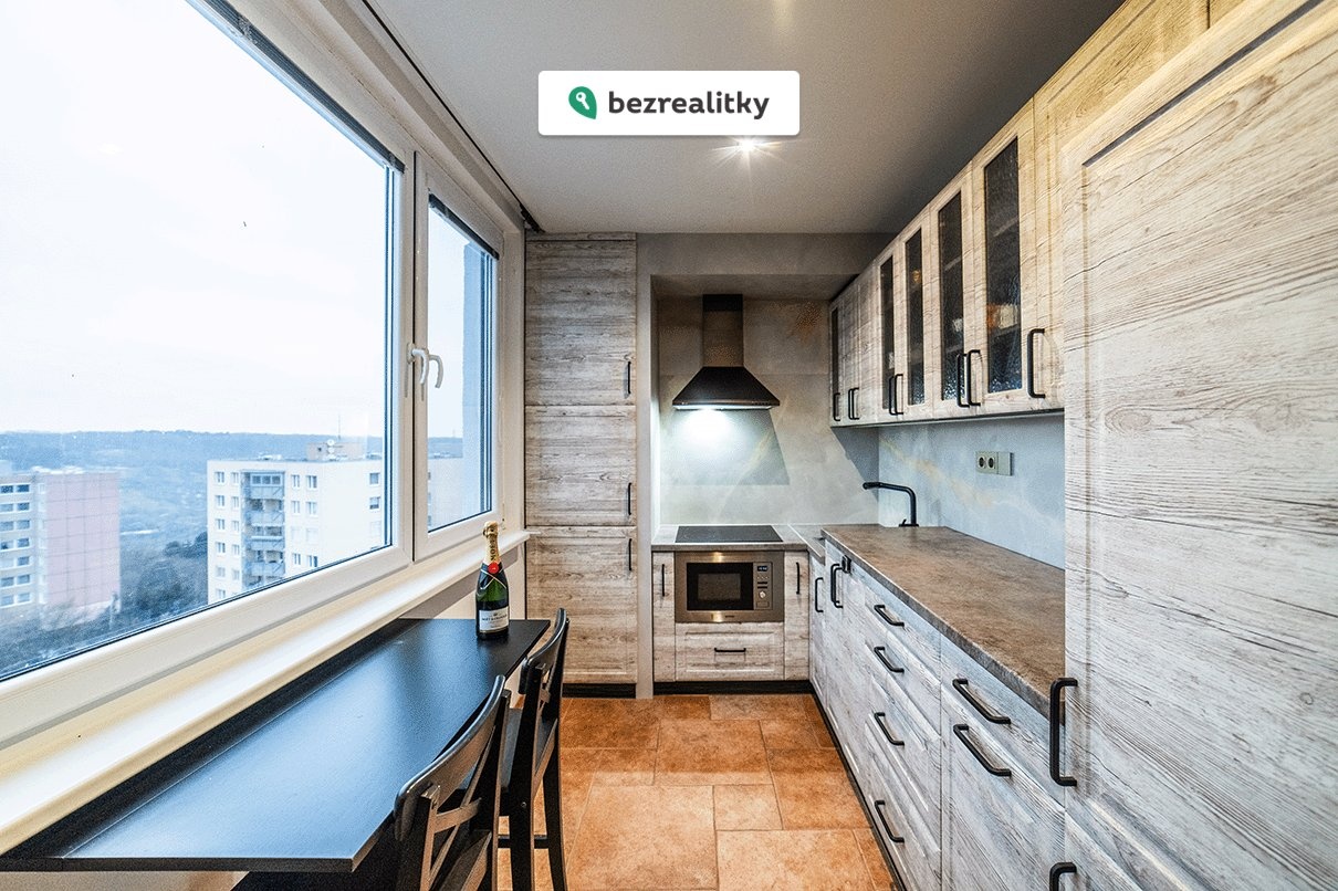 1771072552-bwabnavmkx-dsc-3212