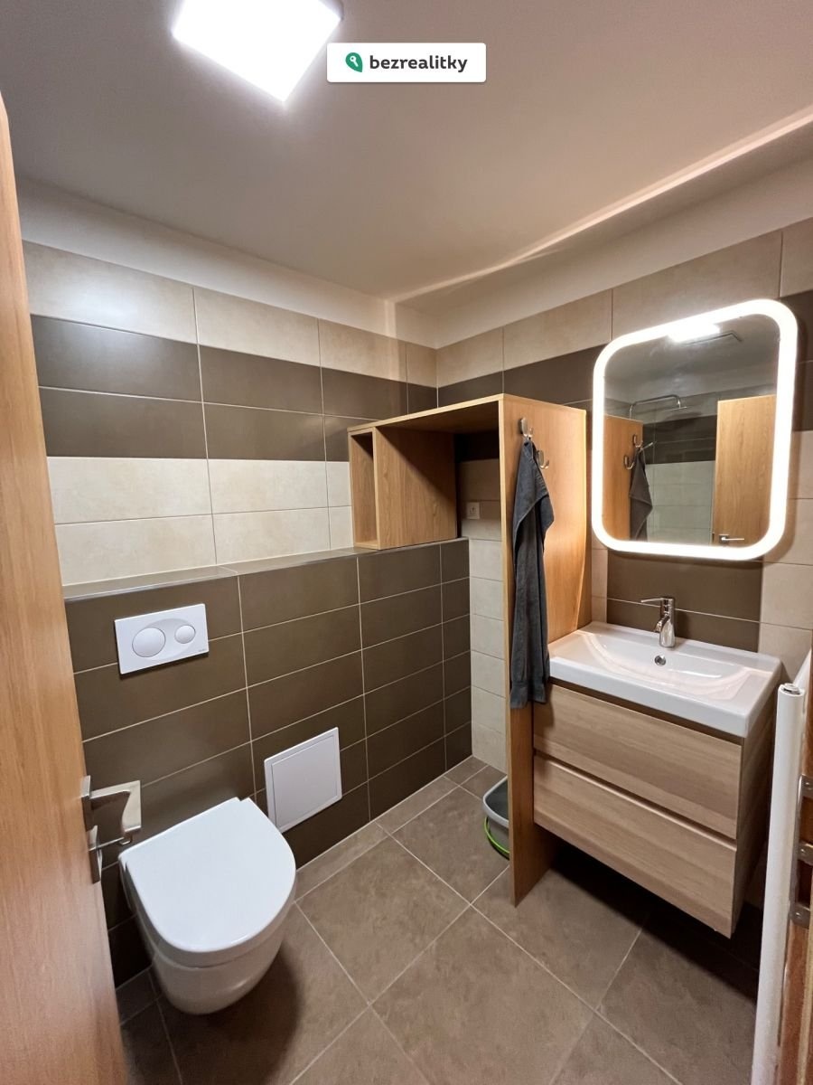 1774811896-wkwbtsiigp-img-2639