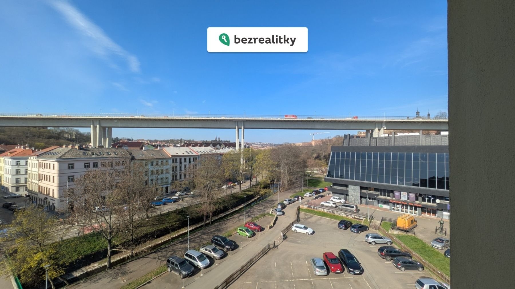 1775994345-vozrorhxnx-1000049238