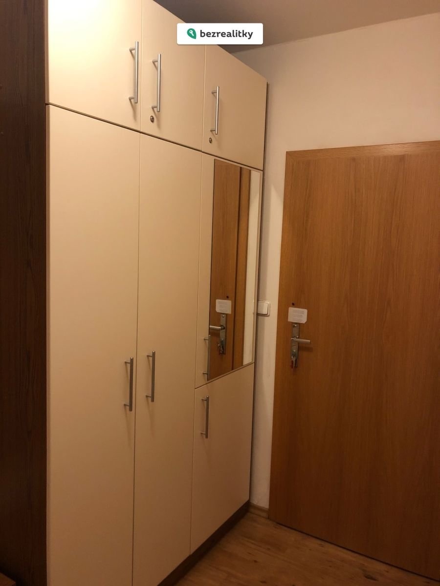 1764787102-jjtuptngve-img-7928