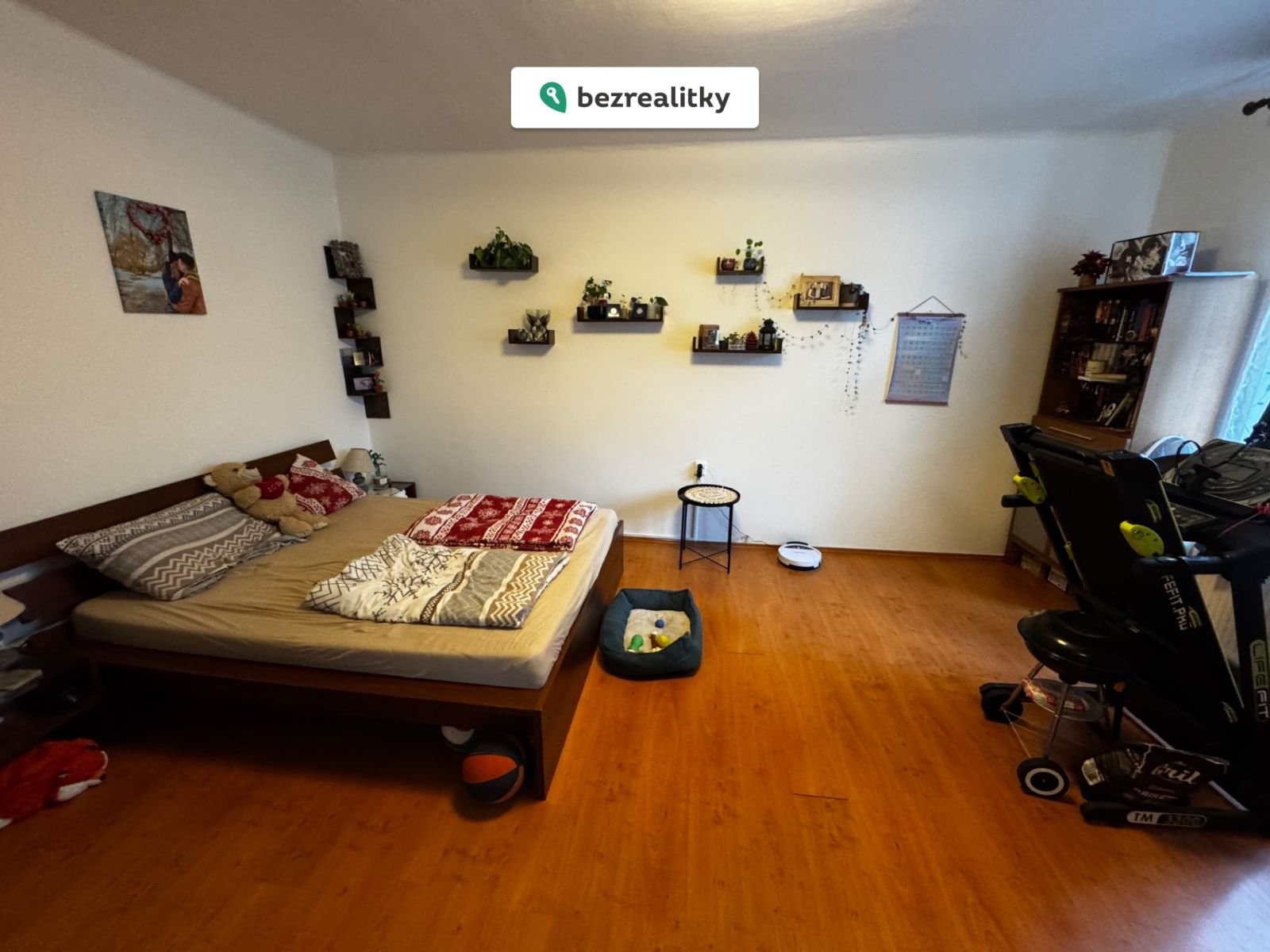 1763471122-kjbbfwvjvt-img-6557