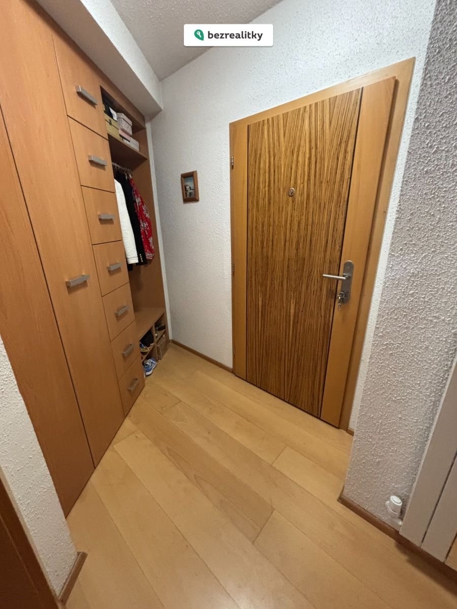1760795587-yylzxknhut-img-4012