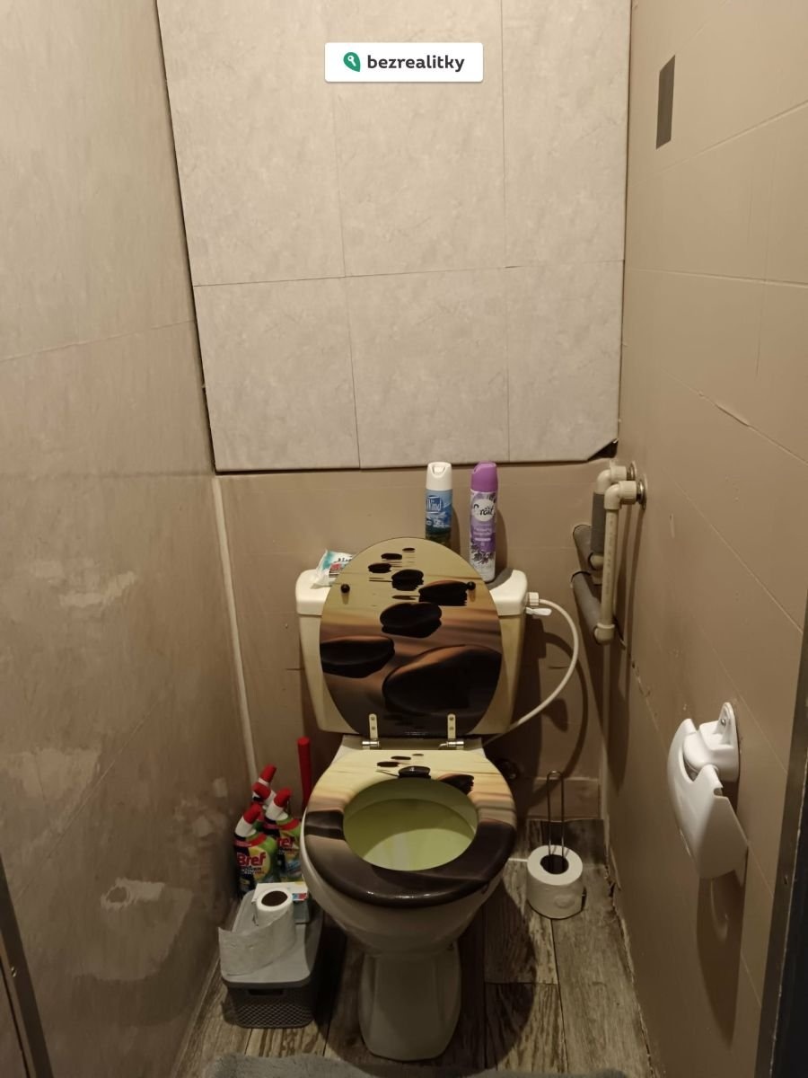 1765104683-ufejgwdevc-foto-18