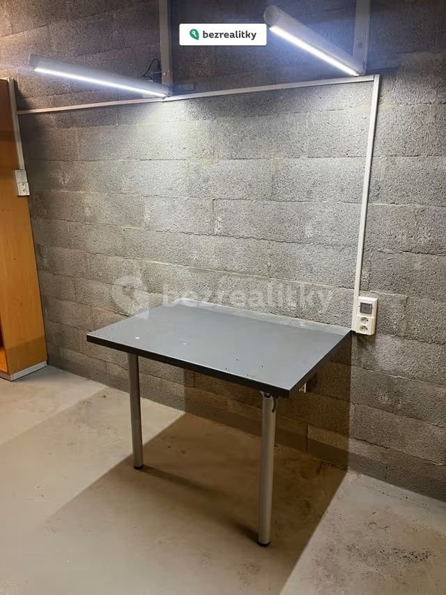1758652272-mgleiivvdk-1705961874-ywjladfzcm-phpvho