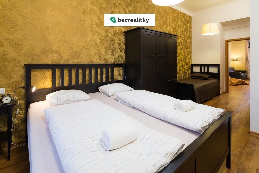 1772629797-uaszmxjfbq-180759874