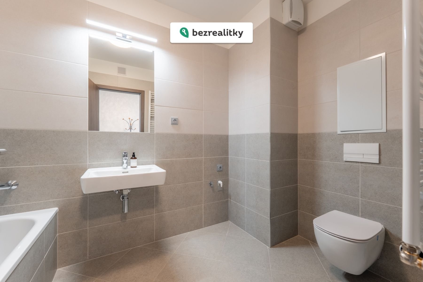 1774519254-jptamxcvnk-dsc08527-hdr