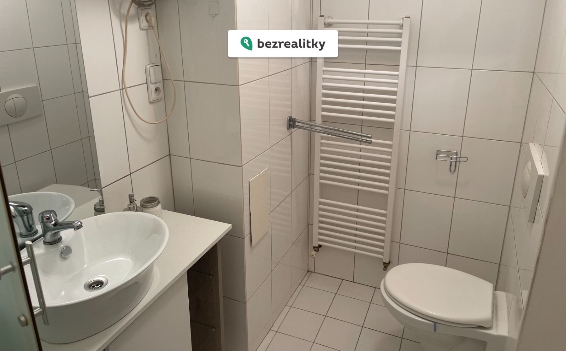 1743686424-hjuxlywzjf-horky4