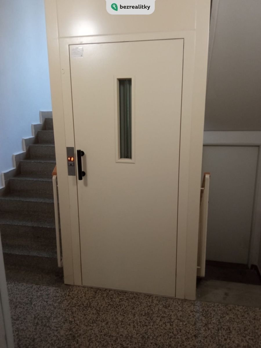 1746645730-vlpxprnqaq-6
