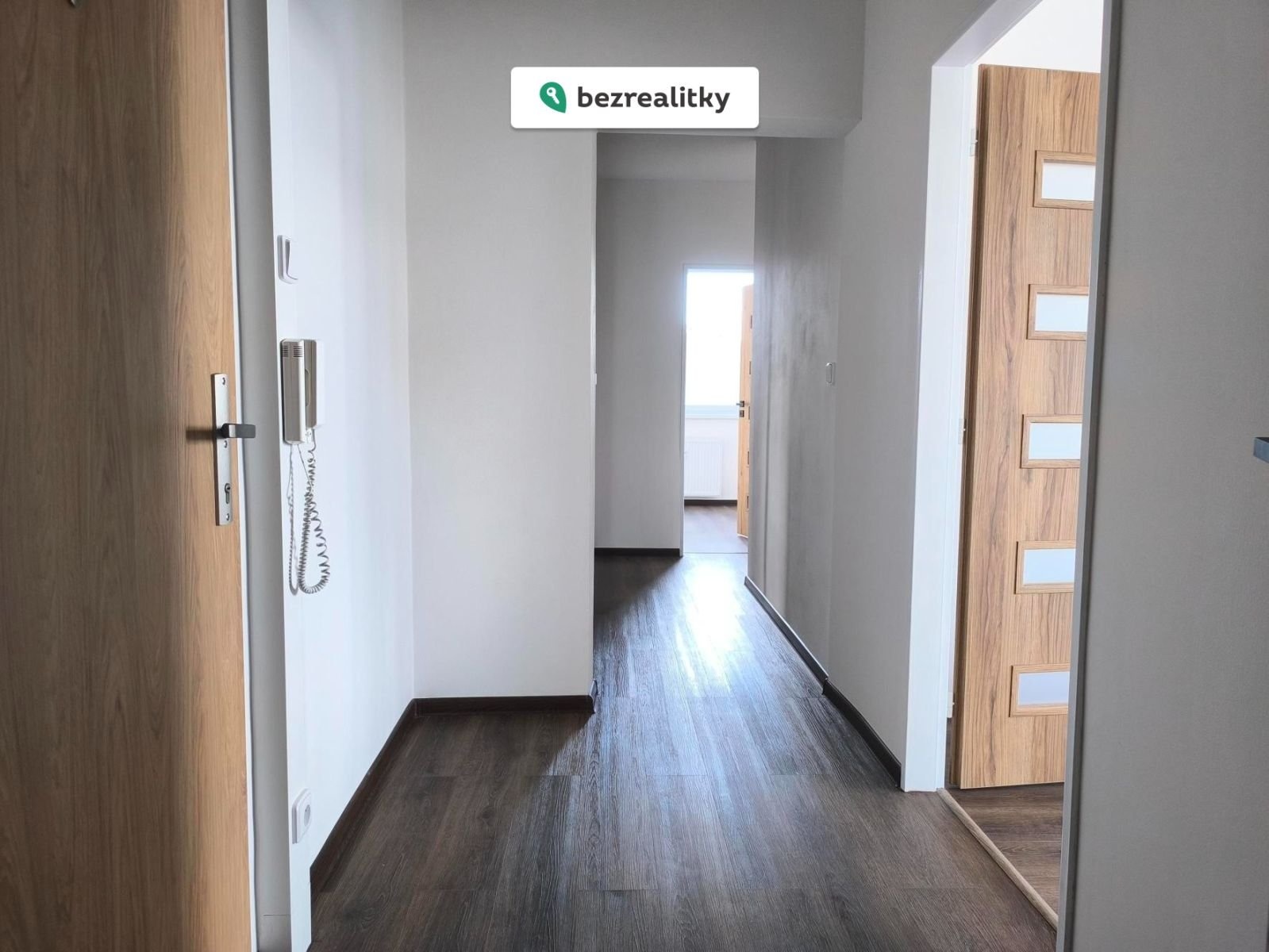 1776195497-eiseeyhadg-m-c3-a9dia-2841-29