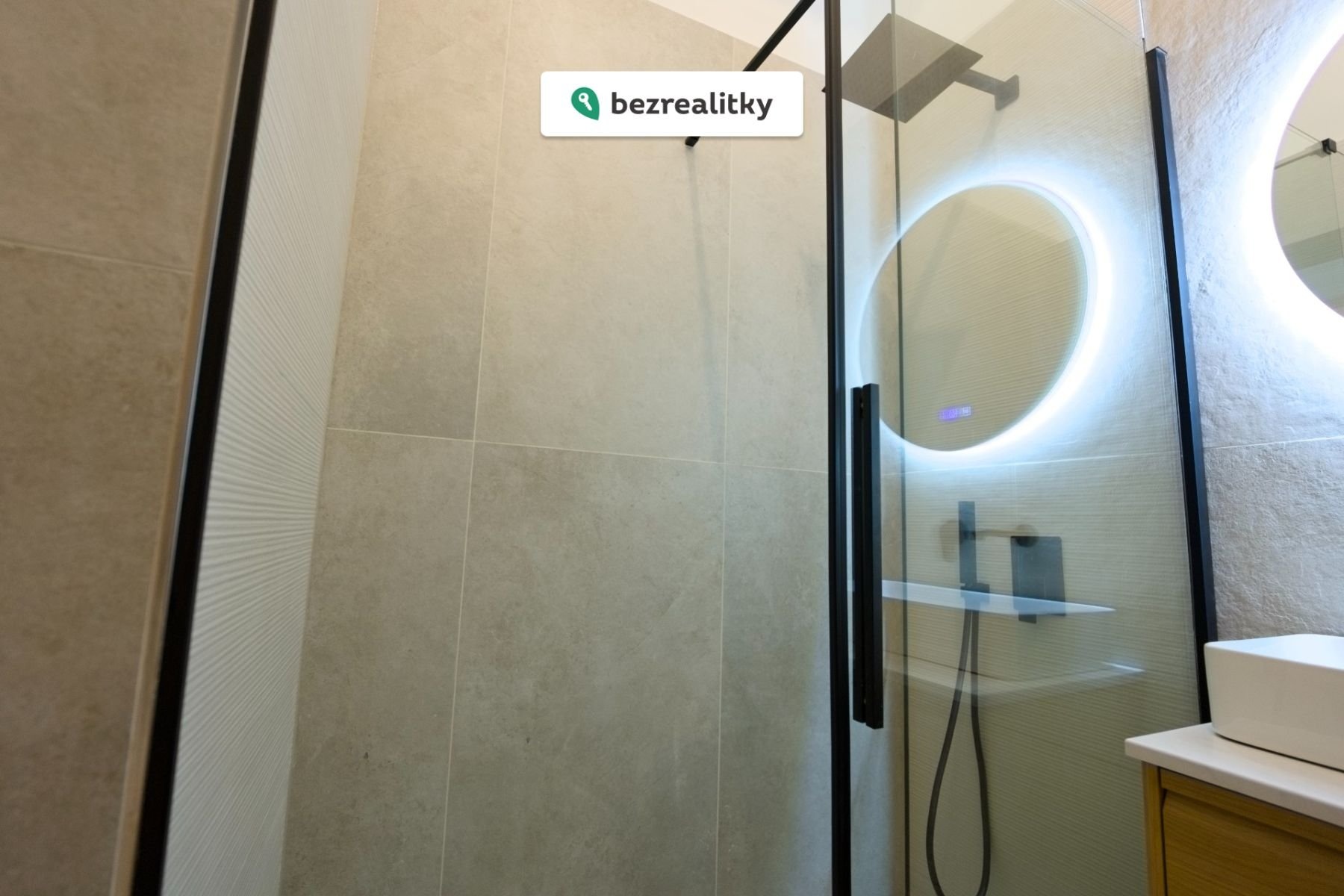 1772115981-xscnwvryzp-dsc00037