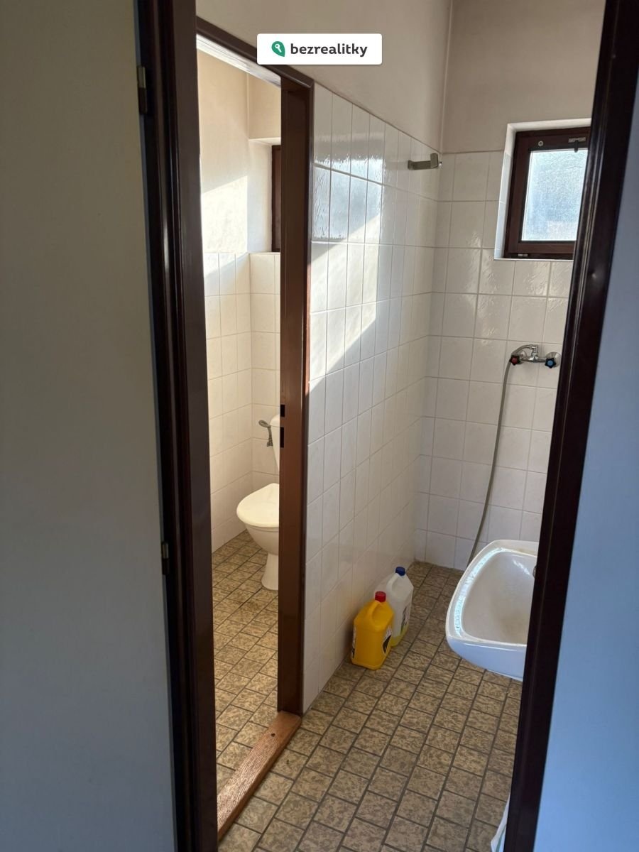 1767629713-yhbapcwdru-fc98b6be-3a63-41a3-b505-536e