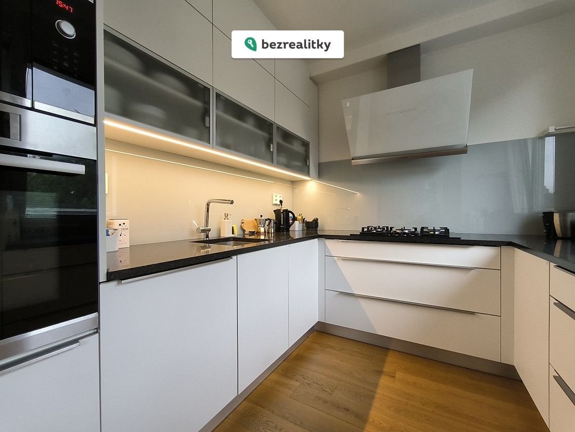 1773471990-ucusrwhptr-5