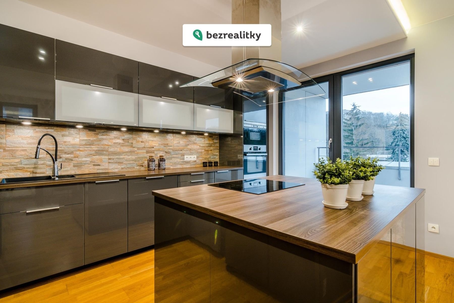 1770730851-yxblaofadf-11