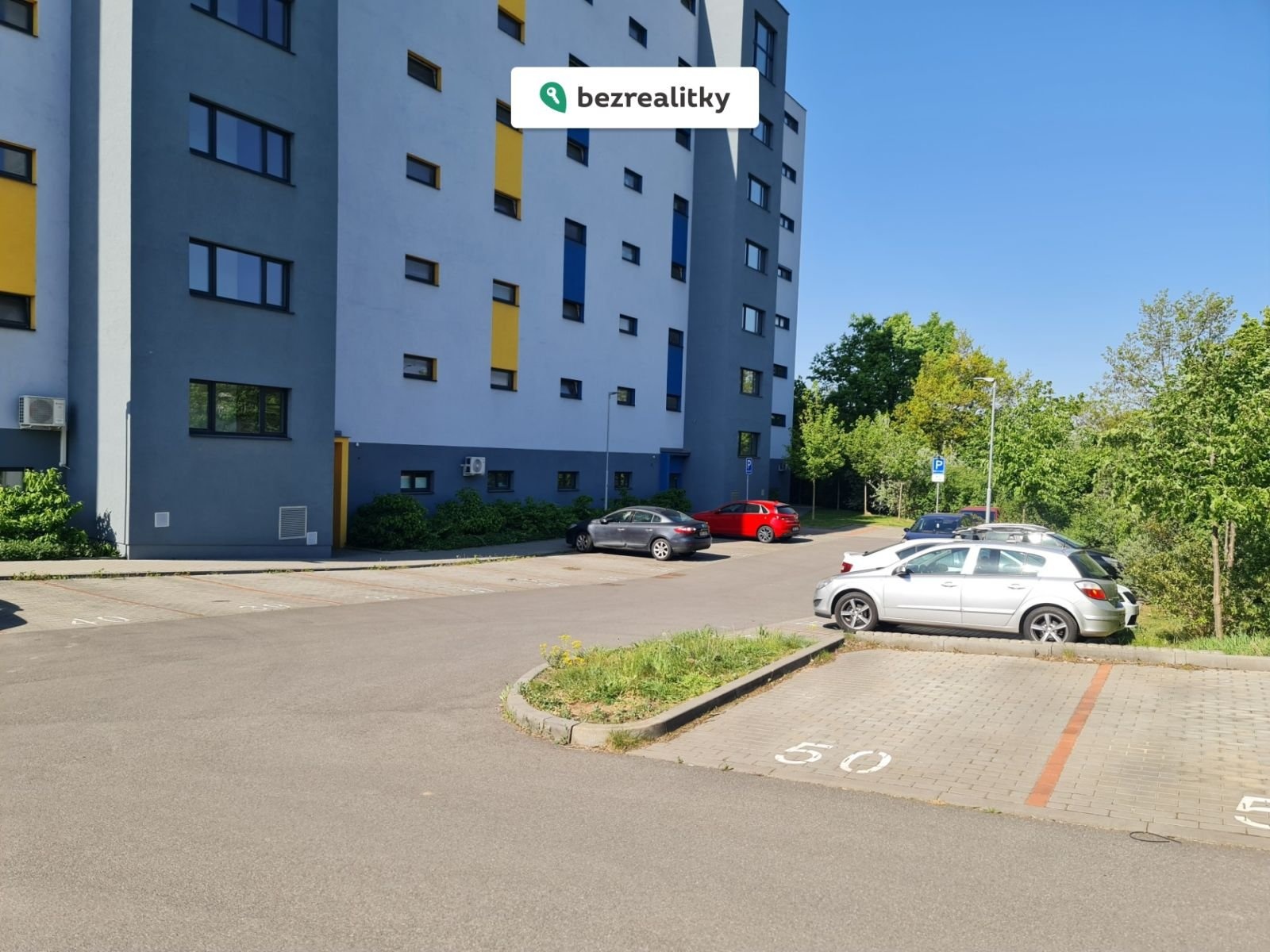 1752222668-pfarjrmxvw-20240430-100124